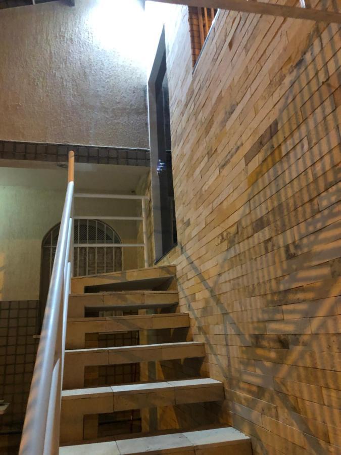 Flat Aju - Um jeitinho especial de se hospedar em Aracaju. Uma verdadeira suíte master todo mobiliado no capricho só para você. Exterior foto